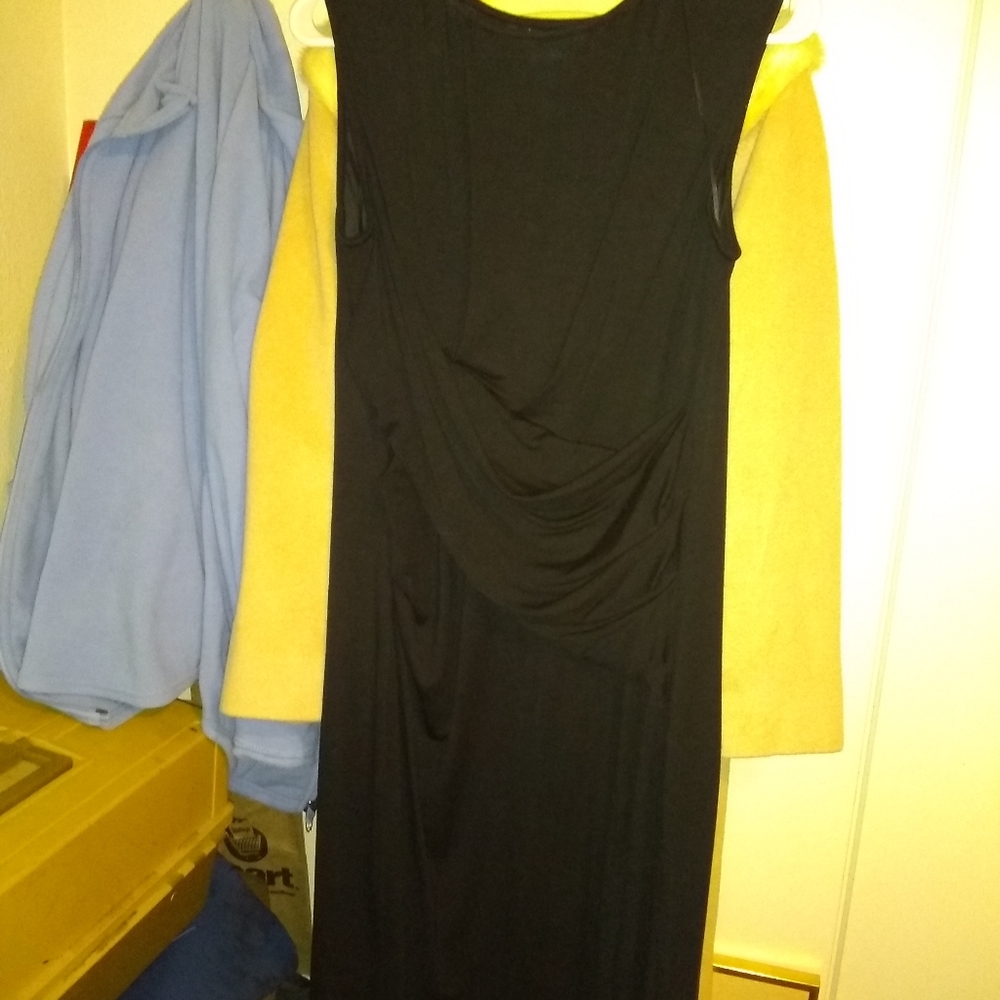 Dress - Picture 4 of 4